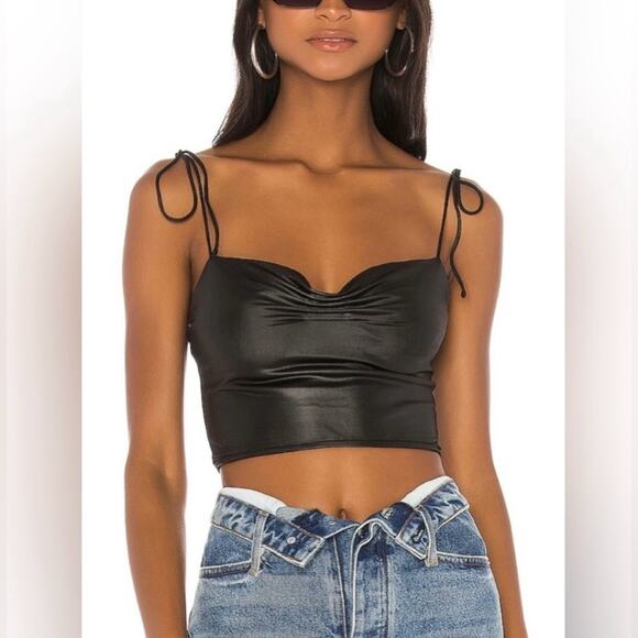 🆕 NWOT Superdown Revolve Cameron Tie Strap Crop Top Black Ruched Tank Top Large - Picture 7 of 16